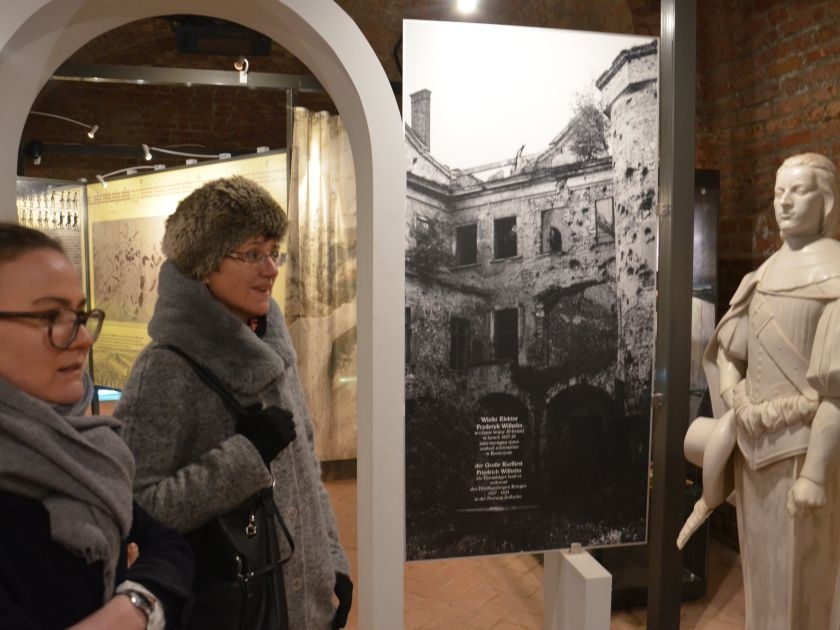 Deutsche Konsulin im Festungsmuseum